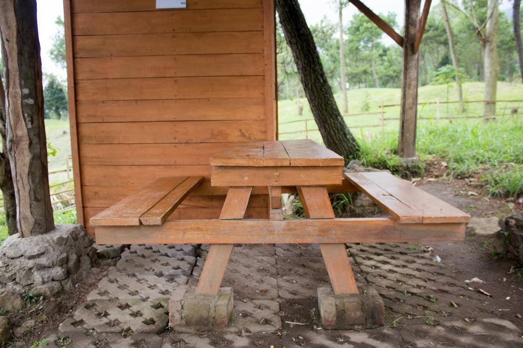 Papandayan Camping Ground Hotell Cileuleuy Eksteriør bilde